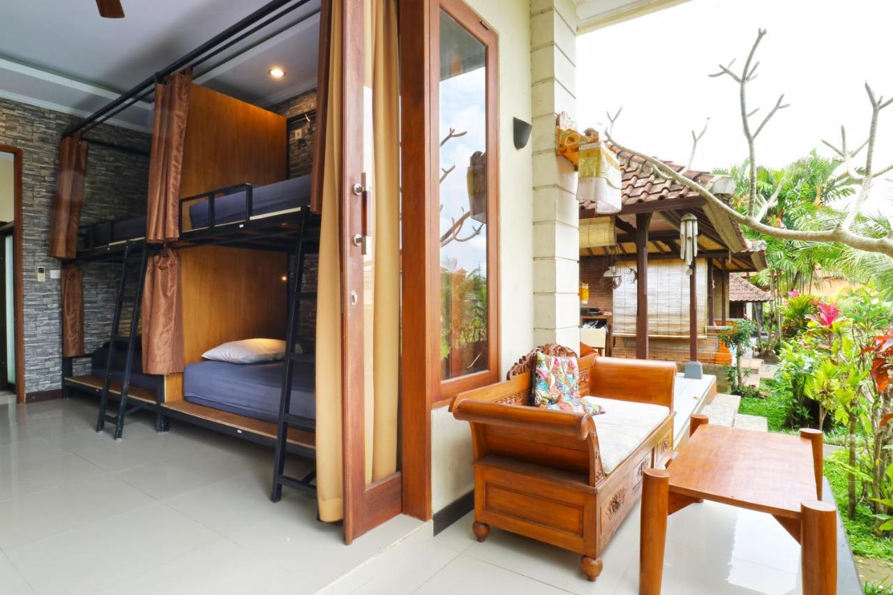 Puji Hostel And Bungalow Ubud Екстер'єр фото