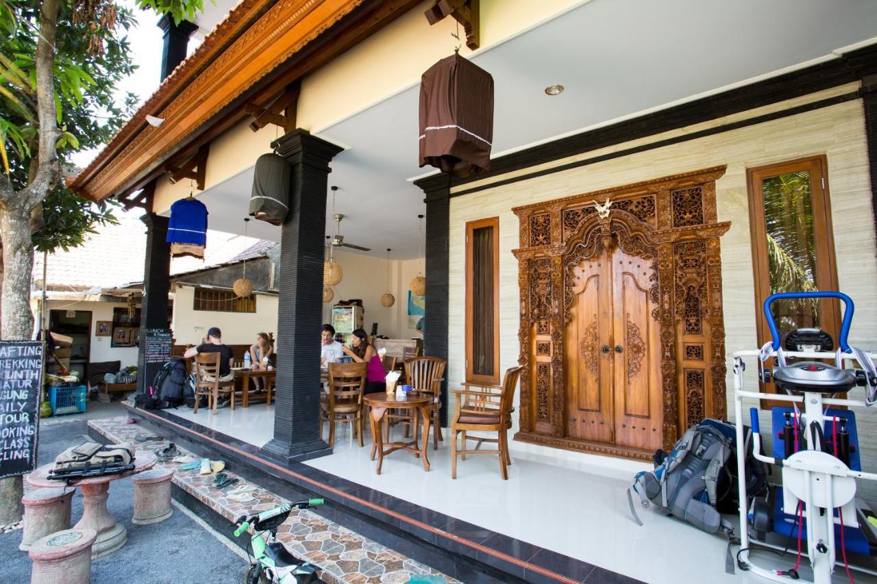 Puji Hostel And Bungalow Ubud Екстер'єр фото
